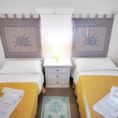 The Fantastic Residenza Badus Two Bedroom Sleeps Six * Badesi