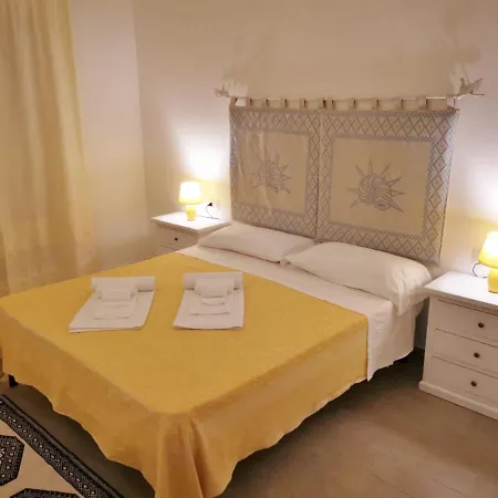 The Fantastic Residenza Badus Two Bedroom Sleeps Six Apartamento