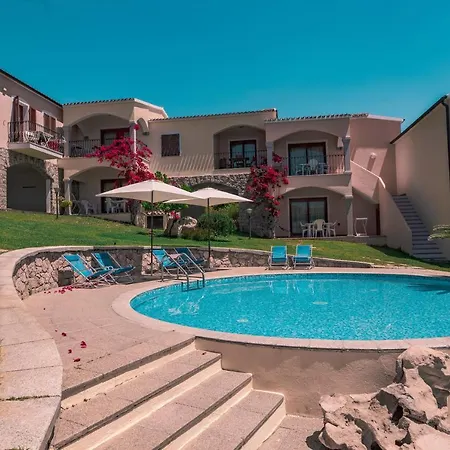 The Fantastic Residenza Badus Two Bedroom Sleeps Six Apartamento *
