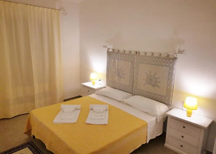 The Fantastic Residenza Badus Two Bedroom Sleeps Six 公寓 *