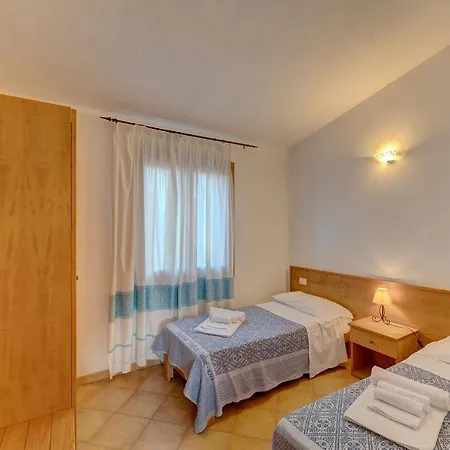 Apartment The Fantastic Residenza Badus Two Bedroom Sleeps Six *