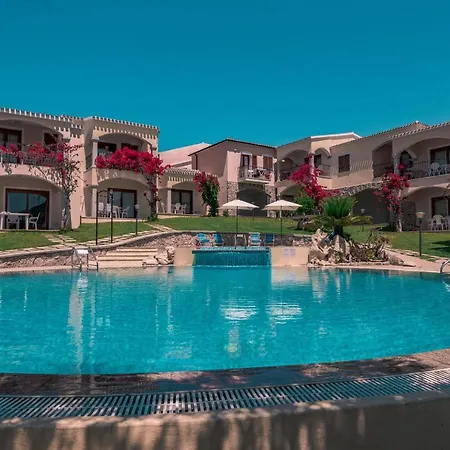 The Fantastic Residenza Badus Two Bedroom Sleeps Six Apartamento