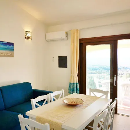 The Fantastic Residenza Badus Two Bedroom Sleeps Six Apartamento