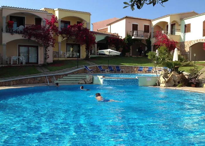 Apartment The Fantastic Residenza Badus Two Bedroom Sleeps Six *
