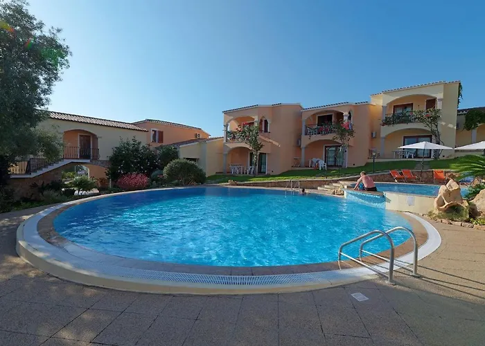 The Fantastic Residenza Badus Two Bedroom Sleeps Six Apartment *