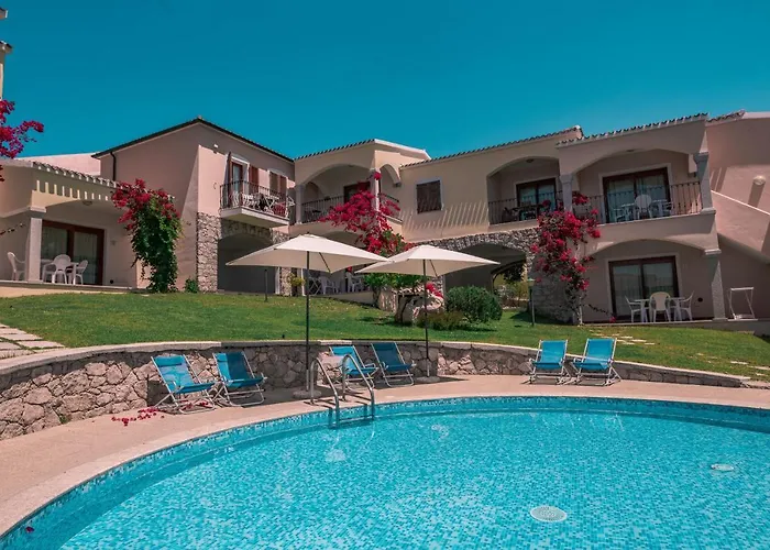 The Fantastic Residenza Badus Two Bedroom Sleeps Six Badesi