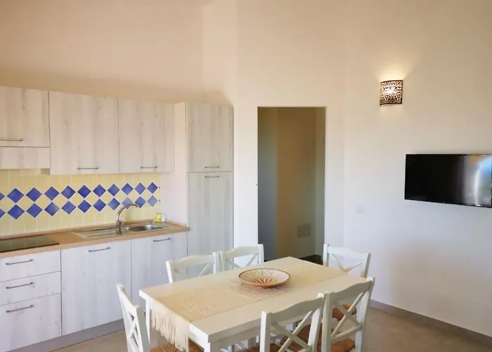 The Fantastic Residenza Badus Two Bedroom Sleeps Six * Badesi